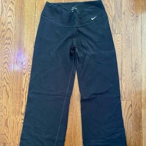 Nike Dri Fit Yoga Pants Medium